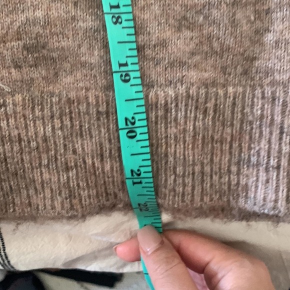 Cobble Lane Pullover Cable Cable Knit Sleeve Sweater. Size S - Picture 9 of 10